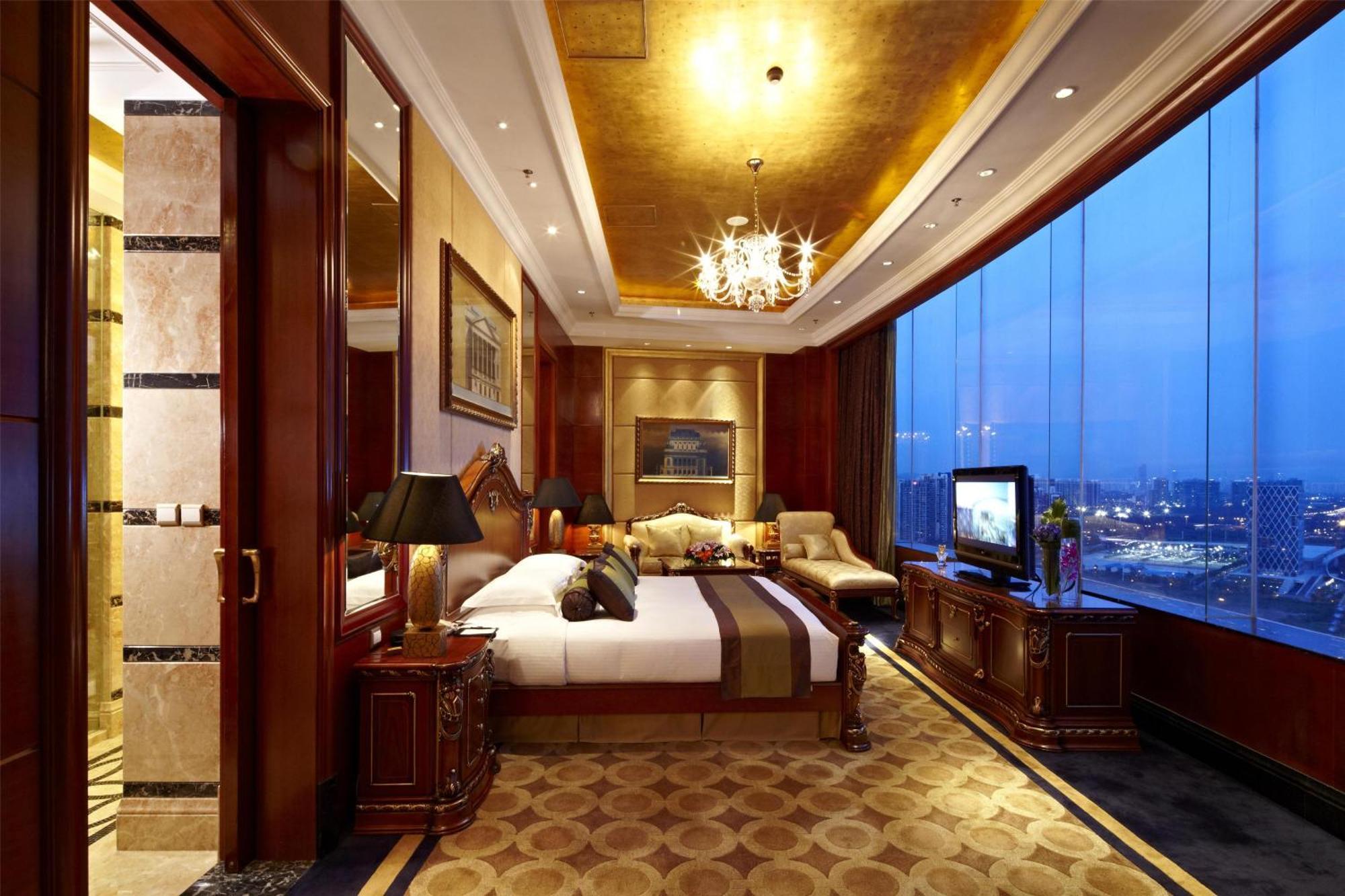 Kempinski - 24 Privilege, Subject To Inventory 5*